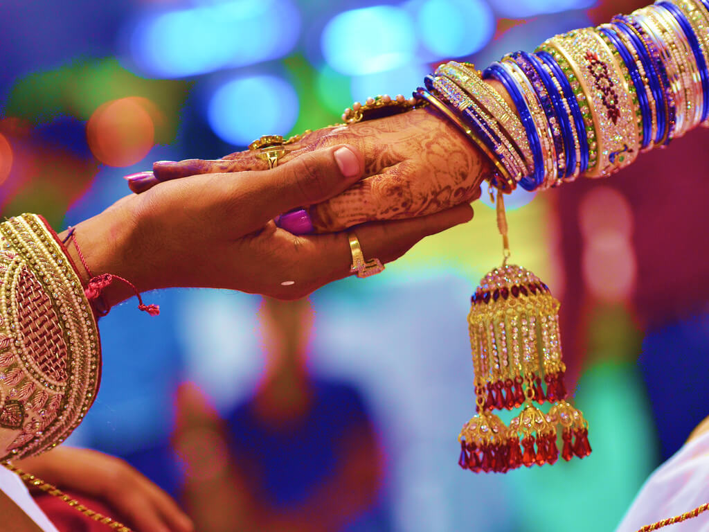 How Can Mutual Funds Help You Finance Your Destination Wedding